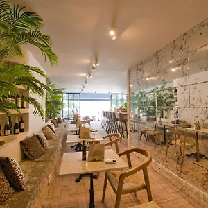 Aparthotel Comfy, Benalmádena
