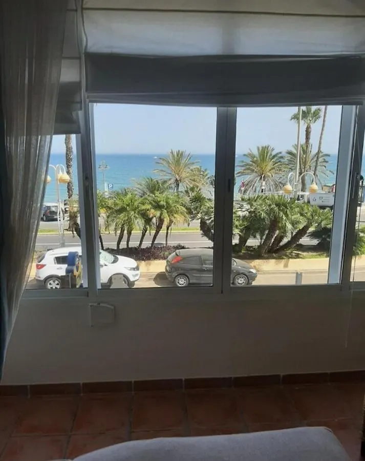 Apartment Comodidad En Primera Linea De Playa Benalmadena Spain
